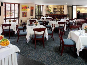 Hotel Estelar Suites Jones