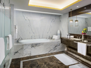 InterContinental Shanghai Jing’ An by IHG