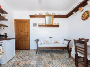 Gorgona Traditional 1