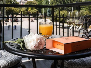 Отель «Дерибас»