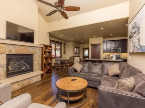 Alders #801 by Summit County Mountain Retreats