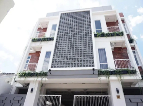 OYO 90023 Damar Kusumo Guest House