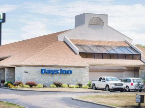 Quality Inn Middleburg Heights near Cleveland Airport