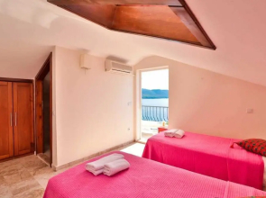 Paradise 5 Apartment