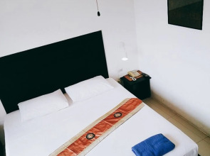 Отель Boomerang Inn