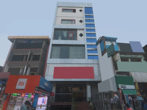 OYO 8326 Hotel The Silk Routee