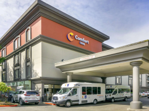 Comfort Inn & Suites Sea-Tac Airport