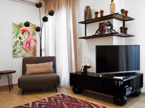 Cosmos Deluxe Apt Must