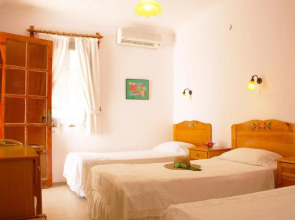 Toloman Hotel Bitez Beach