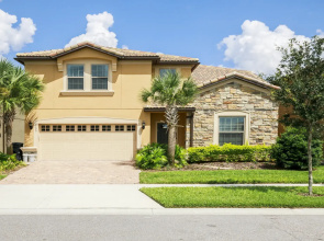 8BR Villa w Pool SPA Game Room