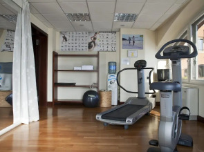 Отель NH Milano 2