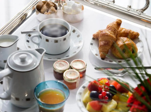 Warwick Champs-Elysées Paris