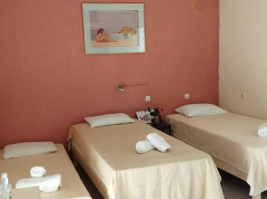 CLEO ROOM WITH YARD IN MALIA 250m FROM THE BEACH