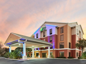 Holiday Inn Express Hotel & Suites Port Richey by IHG