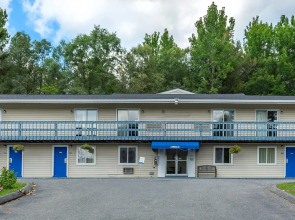 Econo Lodge Lee - Great Barrington