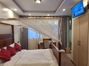 River Lumi Resort - Taveta