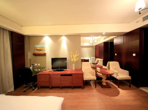 Nanchang Binjiang Holiday Apartment
