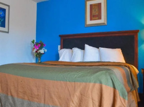 Del Rancho Motel By Townhouse Portland OR Hwy 205