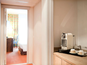 New Hotel Charlemagne