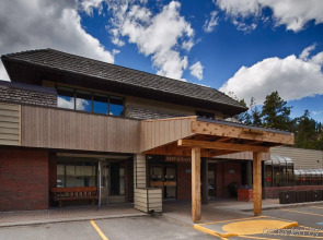 Jasper Inn & Suites by INNhotels