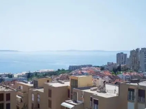 One-Bedroom Apartment in Split