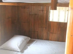 Surf Theori Resort