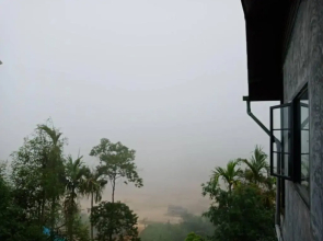 Pilok hillhouse