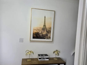 Manchester Blissful Retreat - 3-bedroom House