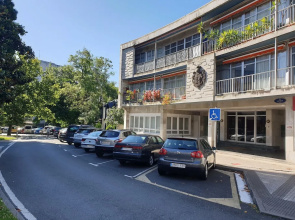 Olmos Apartment with Parking
