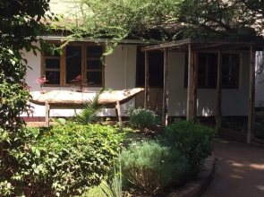 Maisha Cottage