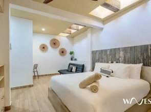 4 Br Private Rooftop Pool Spacious Exclusive