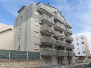 Estornell With 2 Bedrooms and 1 Bathrooms