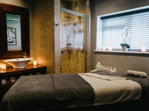 Rowton Hall Hotel and Spa