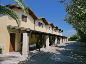 Fabulous Holiday Home in Trinitapoli with Swimming Pool