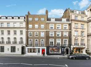 10 Curzon Street Apartments by Mansley