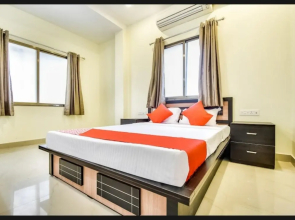 Silver Key Suites