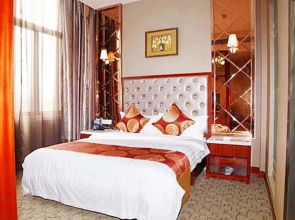 Rongfu Hotel