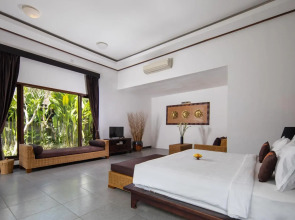 Ubud Raya Resort