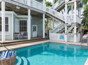 The Southernmost Inn - Adults Only