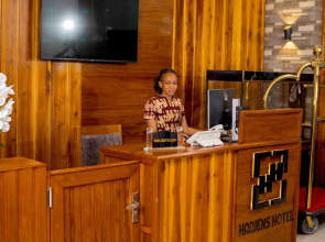 Hadjens Hotel