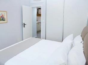 Fully Renovated Modern Beauty in Athens