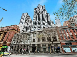 A 3BR Apt Next to Southern Cross, Free Parking