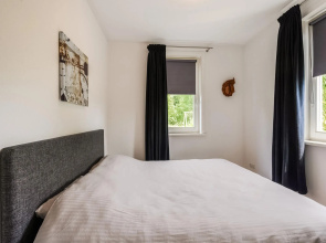 Pretty Holiday Home in Vroomshoop with Garden