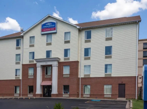 Howard Johnson Express Inn/Airport