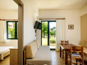 Lili Apartments,oasis 2,5 km from Hania center
