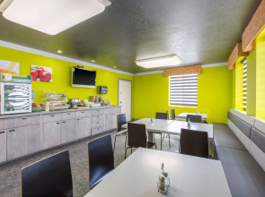 Quality Inn Near Hollywood Walk of Fame