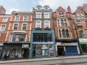 Luxury City Centre Getaway - Prime Location Sleeps 7!