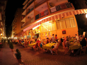 Kleopatra Bebek Hotel