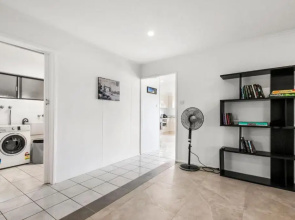 Bell Street 36 Dicky Beach