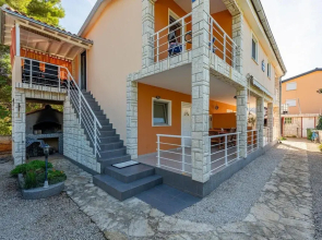 Nice Apartment in Vir With Wifi and 2 Bedrooms